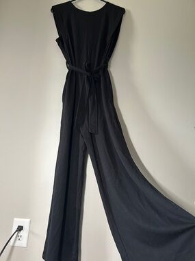 Max Studio - Black Sleeveless Wide-Leg Jumpsuit with Self Tie Waist & 2 pockets